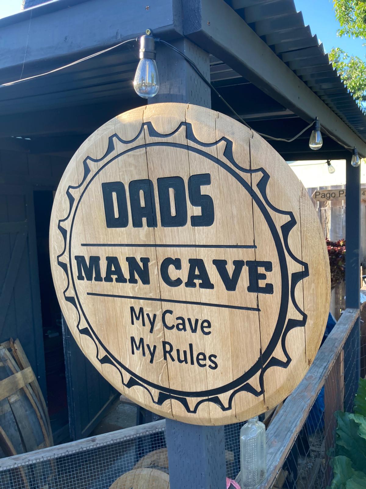 Carved wine barrel lid